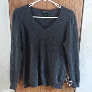 Charter Club 100% Cashmere Sweater Grey Gray V-Neck Soft Luxury Classic
